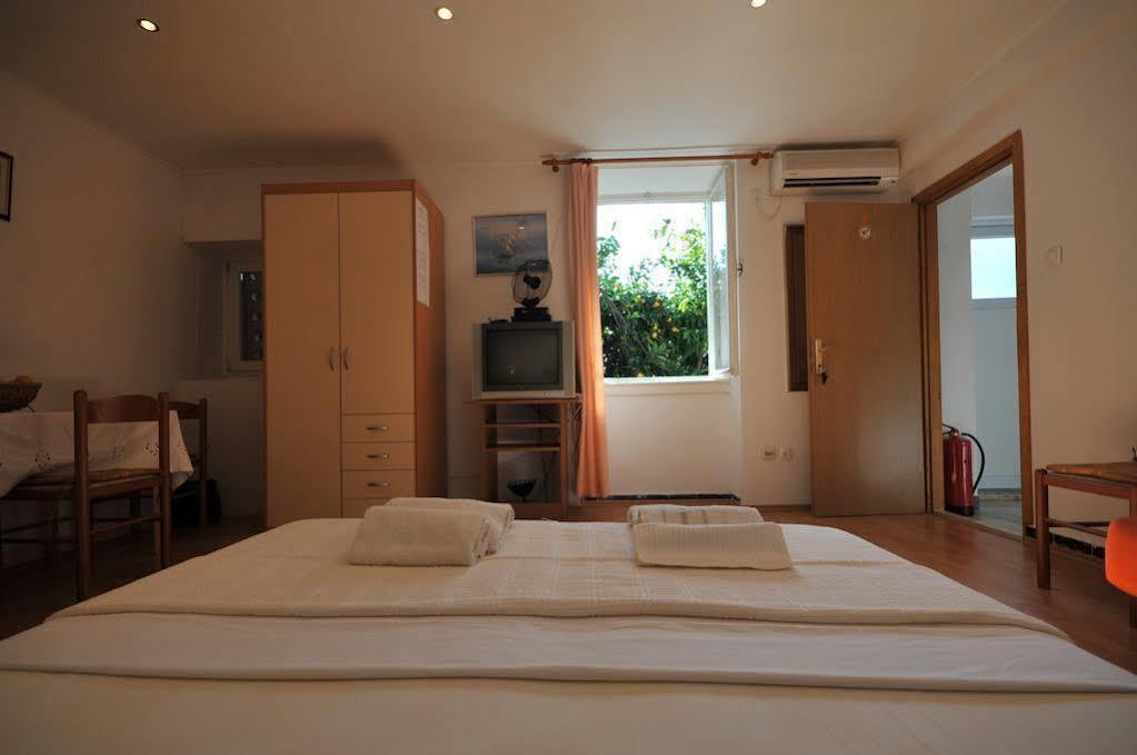 Apartments Biba ดูบรอฟนิก ภายนอก รูปภาพ