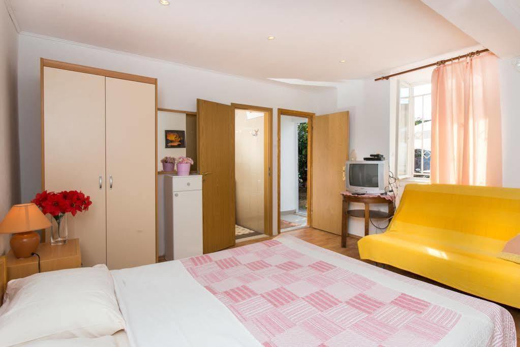 Apartments Biba ดูบรอฟนิก ภายนอก รูปภาพ
